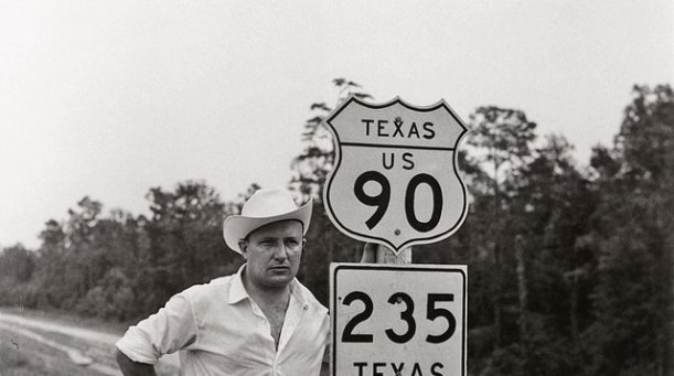Frédéric Dard à San-Antonio (Texas) en 1957